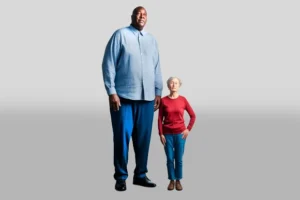 Tallest vs Shortest person in history
